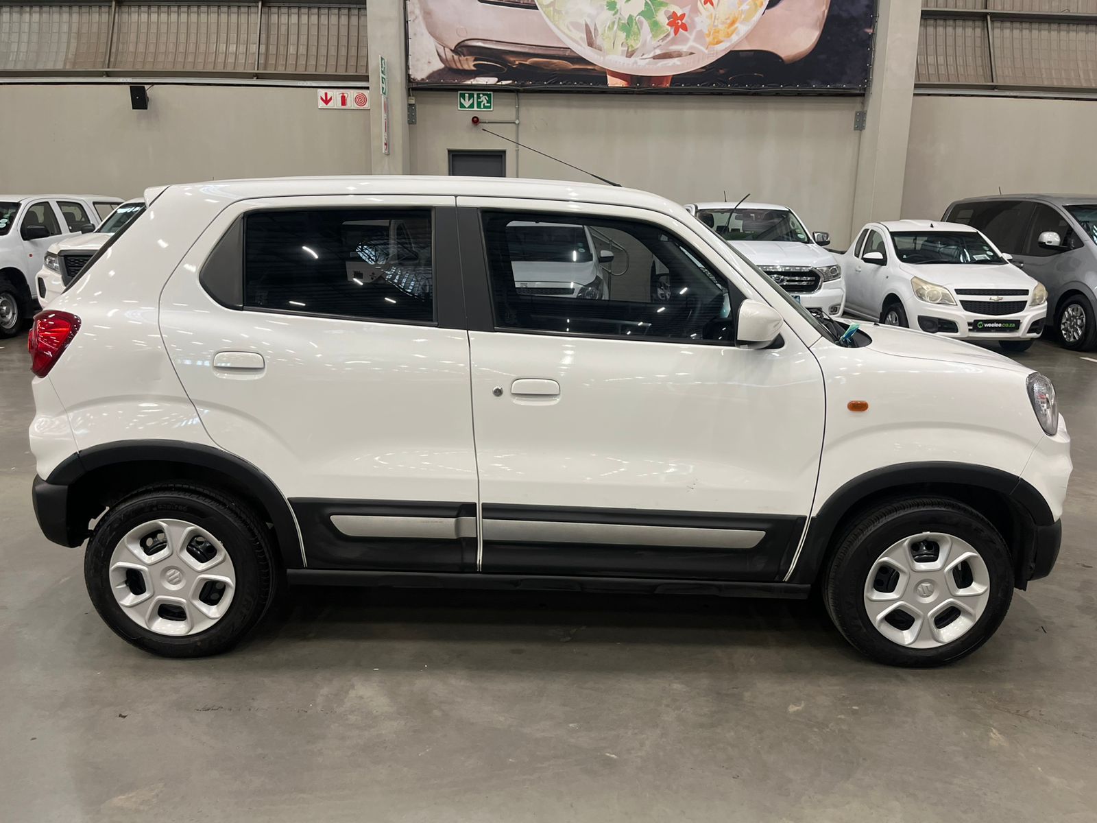 SUZUKI S-PRESSO S-PRESSO 1.0 S-EDITION AMT